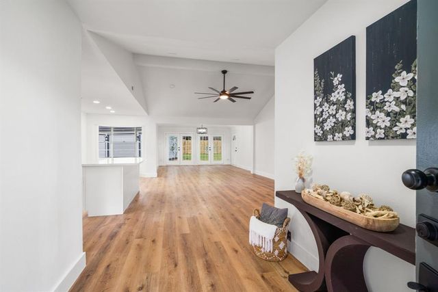 9030 Tanager Street, Houston, TX 77036