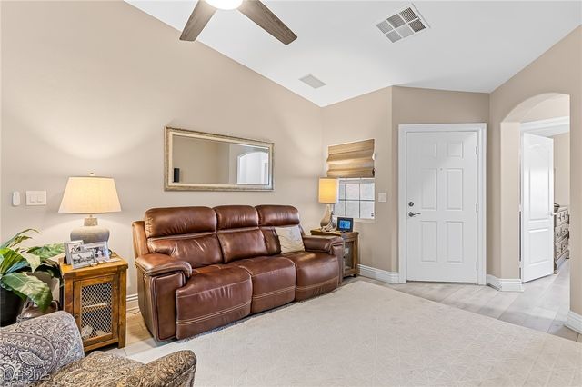 2843 China Cove Street, Laughlin, NV 89029