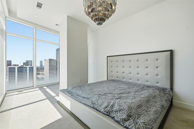 4521 San Felipe Street 1904, Houston, TX 77027