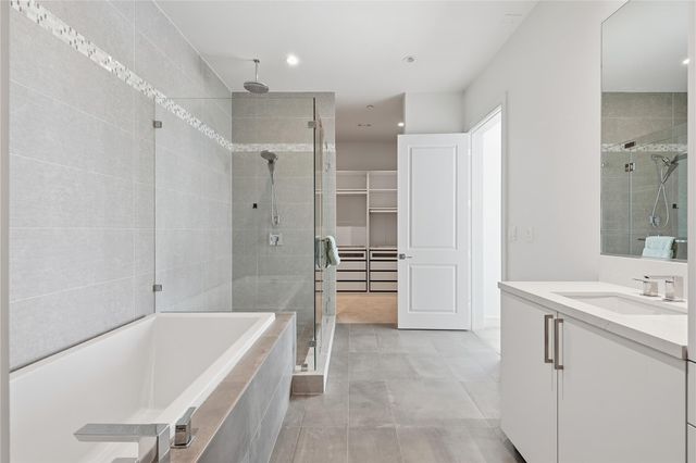 4521 San Felipe Street 1904, Houston, TX 77027