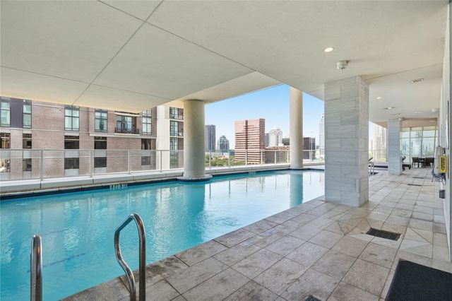 4521 San Felipe Street 1904, Houston, TX 77027
