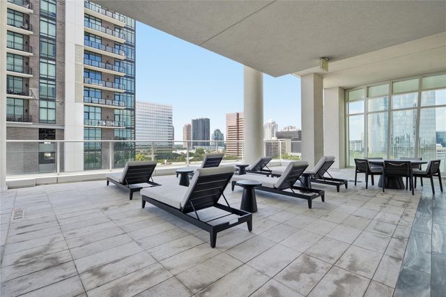 4521 San Felipe Street 1904, Houston, TX 77027