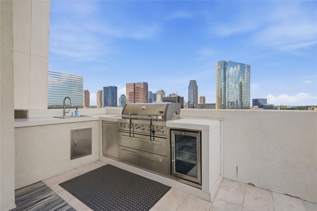 4521 San Felipe Street 1904, Houston, TX 77027