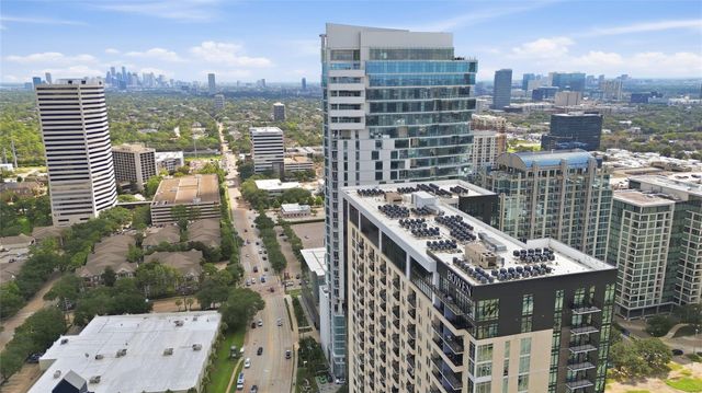 4521 San Felipe Street 1904, Houston, TX 77027