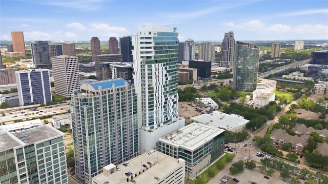 4521 San Felipe Street 1904, Houston, TX 77027