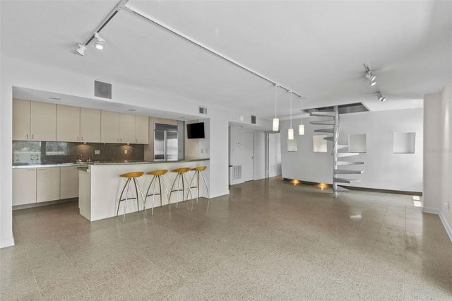 2401 BAYSHORE BOULEVARD 410, Tampa, FL 33629