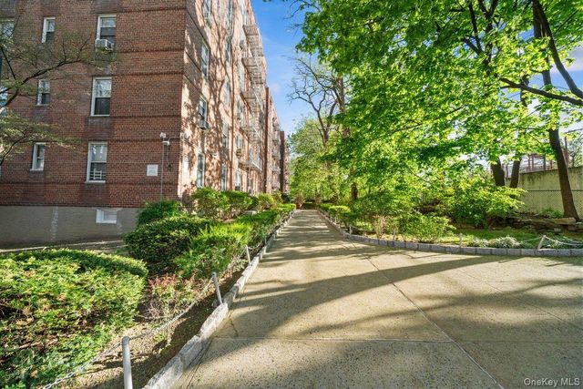 517 Riverdale 4D, Yonkers, NY 10705