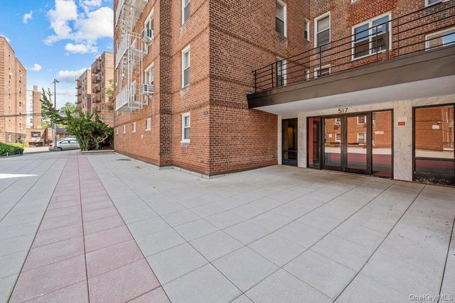 517 Riverdale 4D, Yonkers, NY 10705