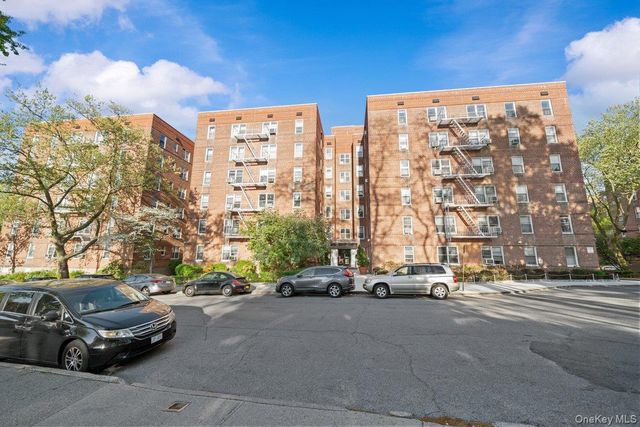 517 Riverdale 4D, Yonkers, NY 10705