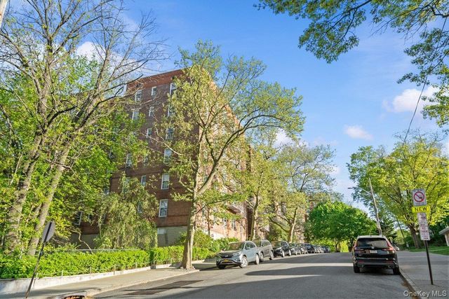 517 Riverdale 4D, Yonkers, NY 10705