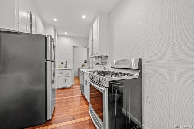 517 Riverdale 4D, Yonkers, NY 10705