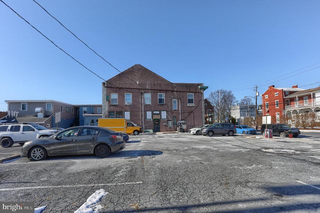 2 S UNION ST, Middletown, PA 17057