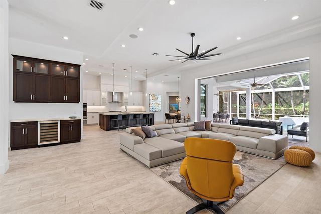 6081 Wildcat Run, West Palm Beach, FL 33412