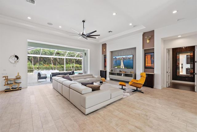6081 Wildcat Run, West Palm Beach, FL 33412