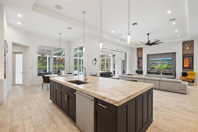 6081 Wildcat Run, West Palm Beach, FL 33412