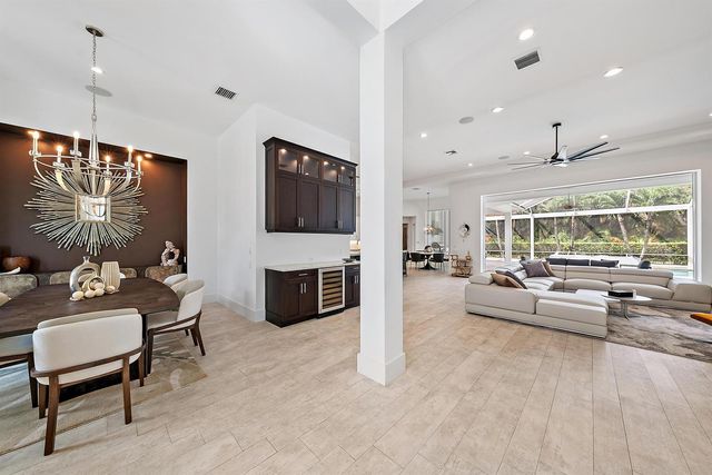 6081 Wildcat Run, West Palm Beach, FL 33412
