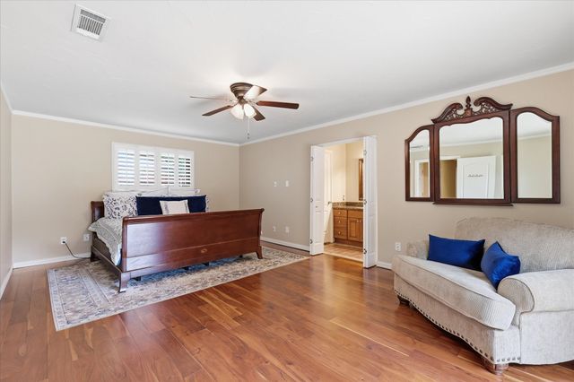 2009 Tanglewood Drive, Grapevine, TX 76051