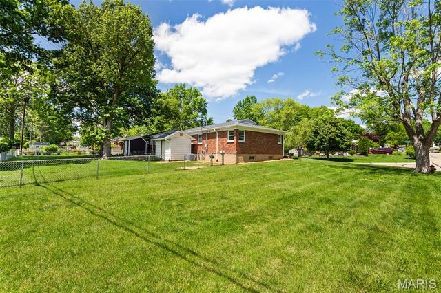 4800 Cayuga Drive, St Louis, MO 63123