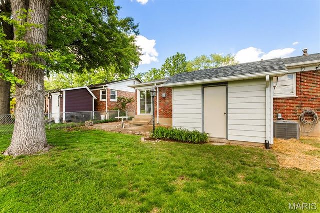 4800 Cayuga Drive, St Louis, MO 63123