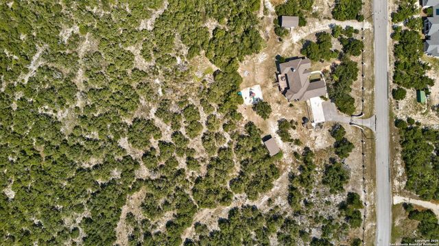 1005 County Road 2720, Mico, TX 78056