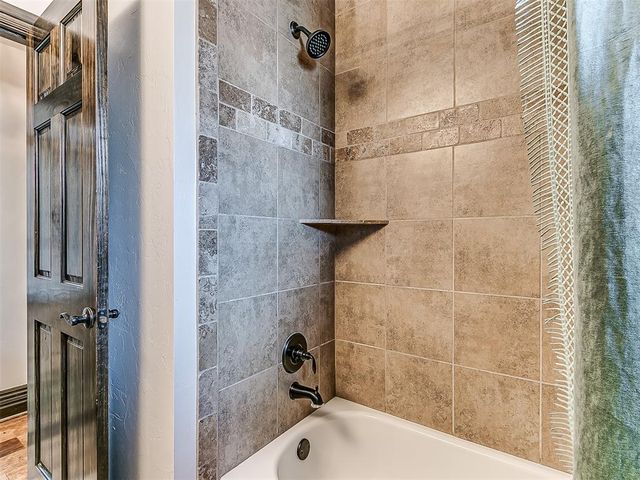16233 Josiah Place, Edmond, OK 73013