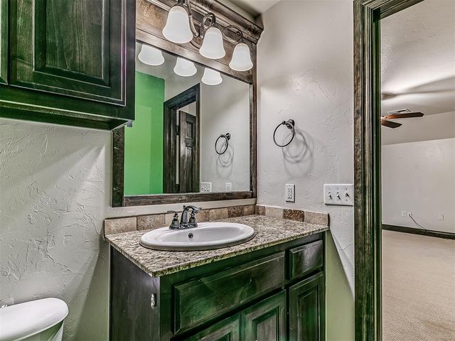16233 Josiah Place, Edmond, OK 73013