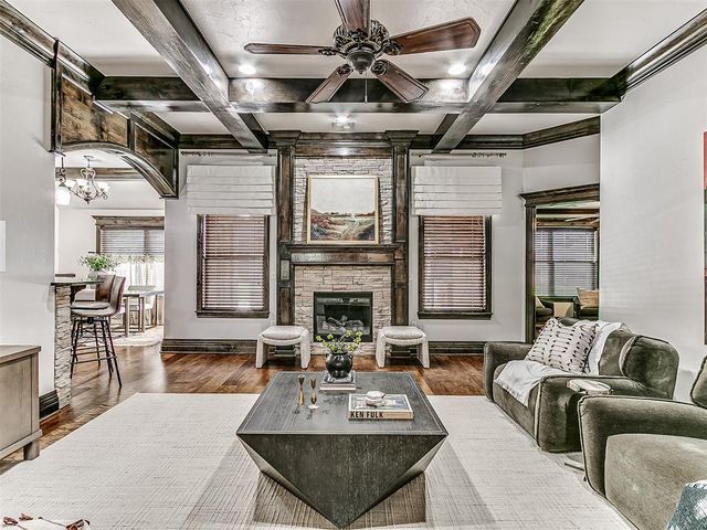 16233 Josiah Place, Edmond, OK 73013