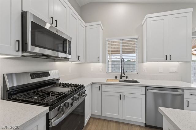 8456 West Gilmore Avenue, Las Vegas, NV 89129