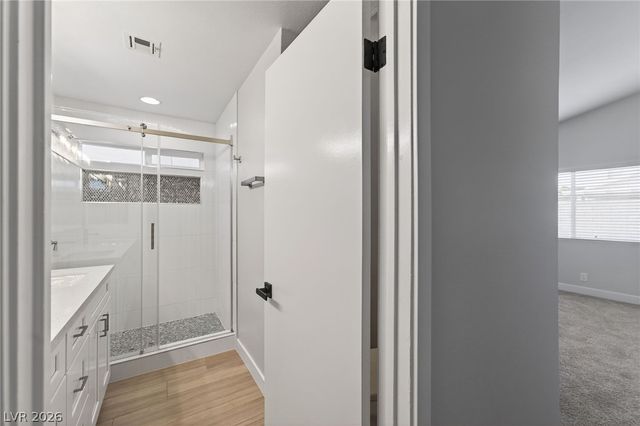 8456 West Gilmore Avenue, Las Vegas, NV 89129