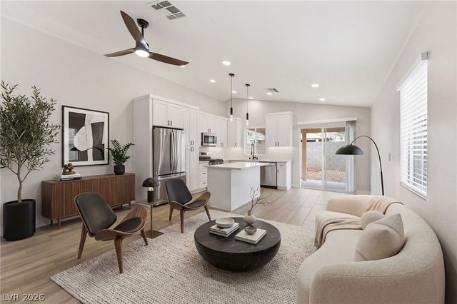 8456 West Gilmore Avenue, Las Vegas, NV 89129