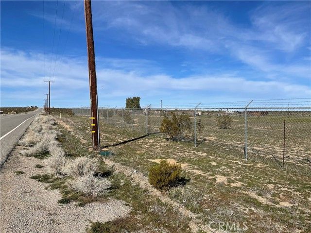 196 Ave G, Lancaster, CA 93535