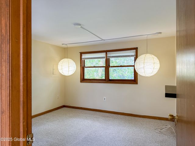 128 Mariaville Road, Rotterdam, NY 12306