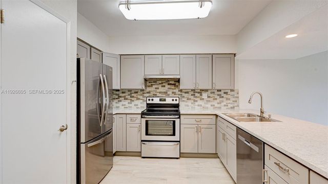 1001 Citrus Isle 1-east, Fort Lauderdale, FL 33315