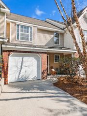 8630 Grassy Oak Trail, North Charleston, SC 29420