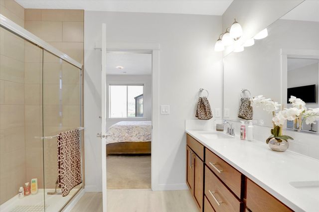 1725 S Donwood St, Greenacres, WA 99037