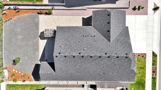 1725 S Donwood St, Greenacres, WA 99037