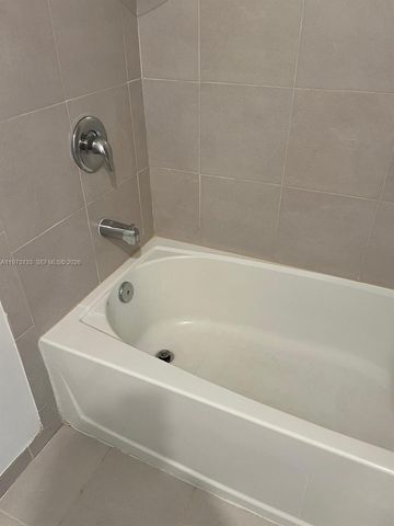 20564 NE 5th Pl, Miami, FL 33179