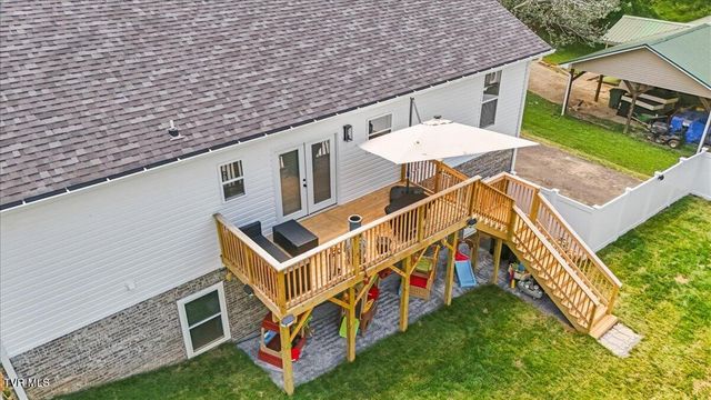 905 Fairlane Drive, Elizabethton, TN 37643