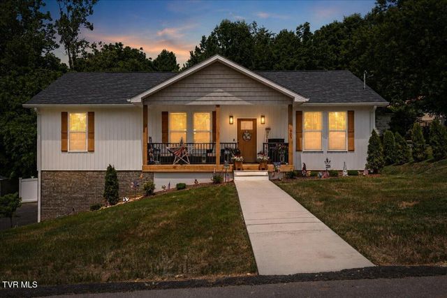 905 Fairlane Drive, Elizabethton, TN 37643