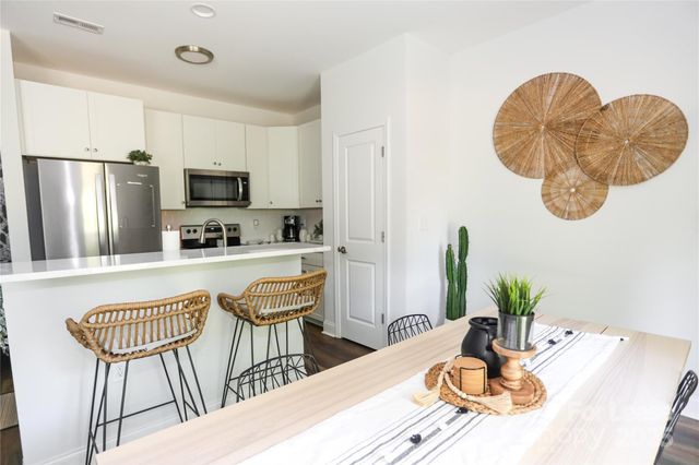 2734 Kendrick Avenue, Charlotte, NC 28269