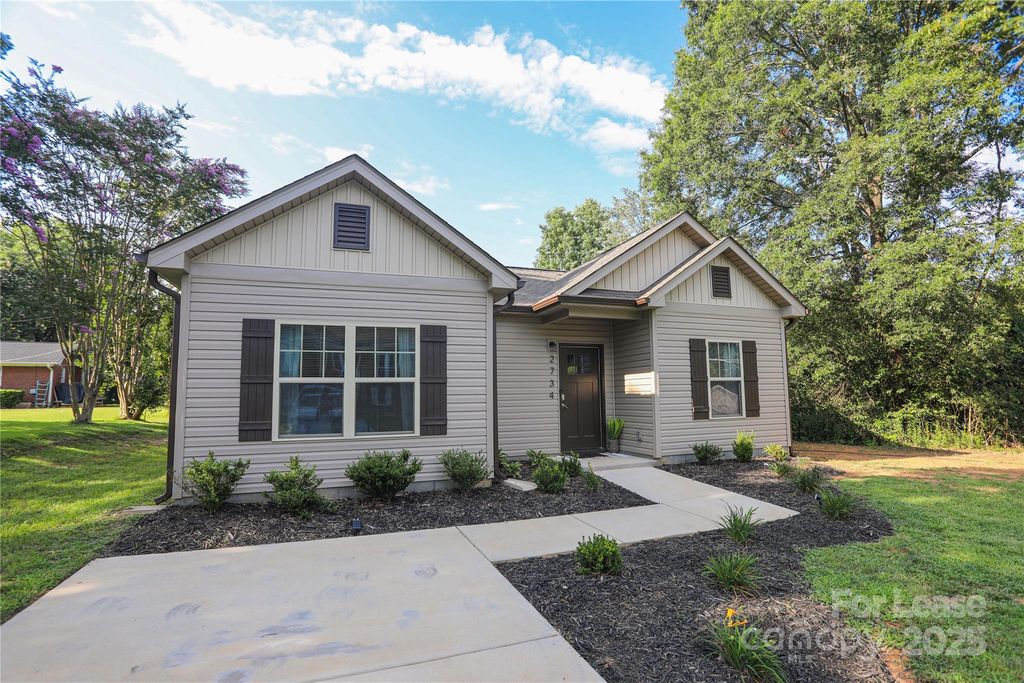 2734 Kendrick Avenue, Charlotte, NC 28269