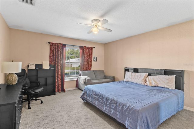 200 WATERS EDGE DRIVE, Leesburg, FL 34748