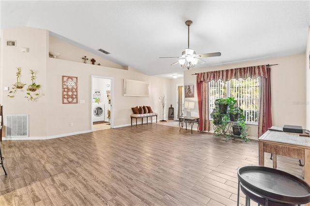 200 WATERS EDGE DRIVE, Leesburg, FL 34748