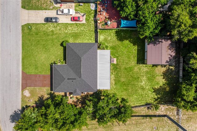 200 WATERS EDGE DRIVE, Leesburg, FL 34748