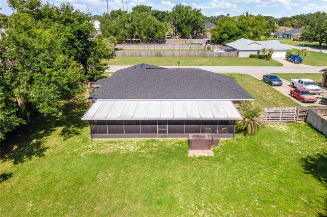 200 WATERS EDGE DRIVE, Leesburg, FL 34748