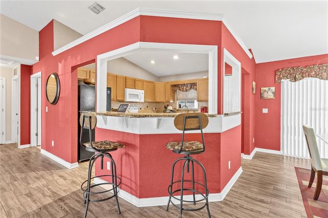 200 WATERS EDGE DRIVE, Leesburg, FL 34748