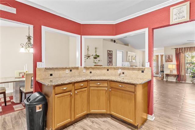 200 WATERS EDGE DRIVE, Leesburg, FL 34748