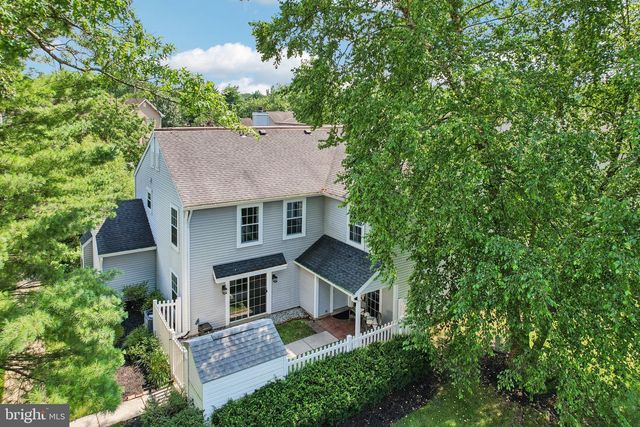107 ASHBY CT, Mount Laurel, NJ 08054