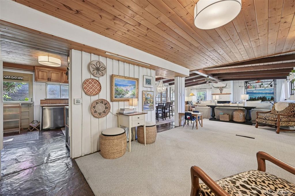 Image 23 of property listing at 6310 Simmons Drive, Boulder, CO 80303