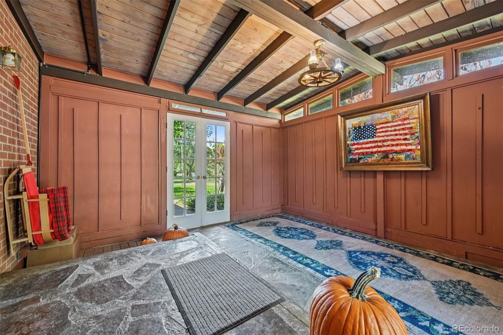 Image 35 of property listing at 6310 Simmons Drive, Boulder, CO 80303